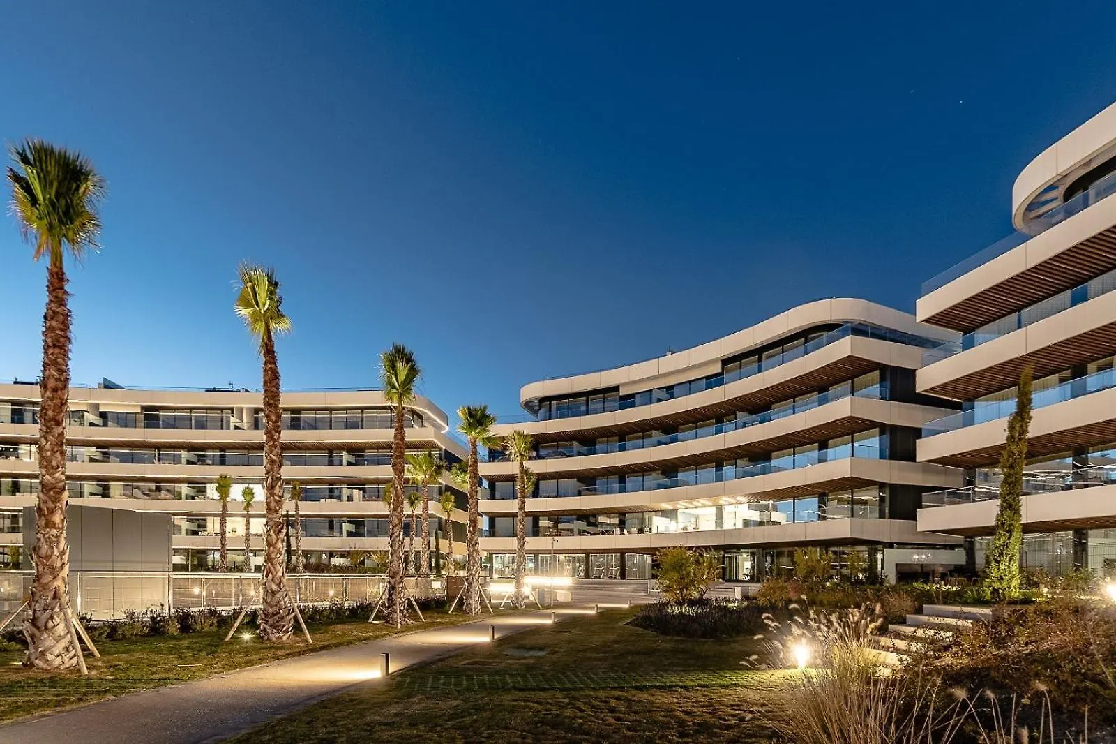 Apartment Vivi Homes - Mali Pool, Jacuzzi, Garden, Gym & Sea View Torremolinos