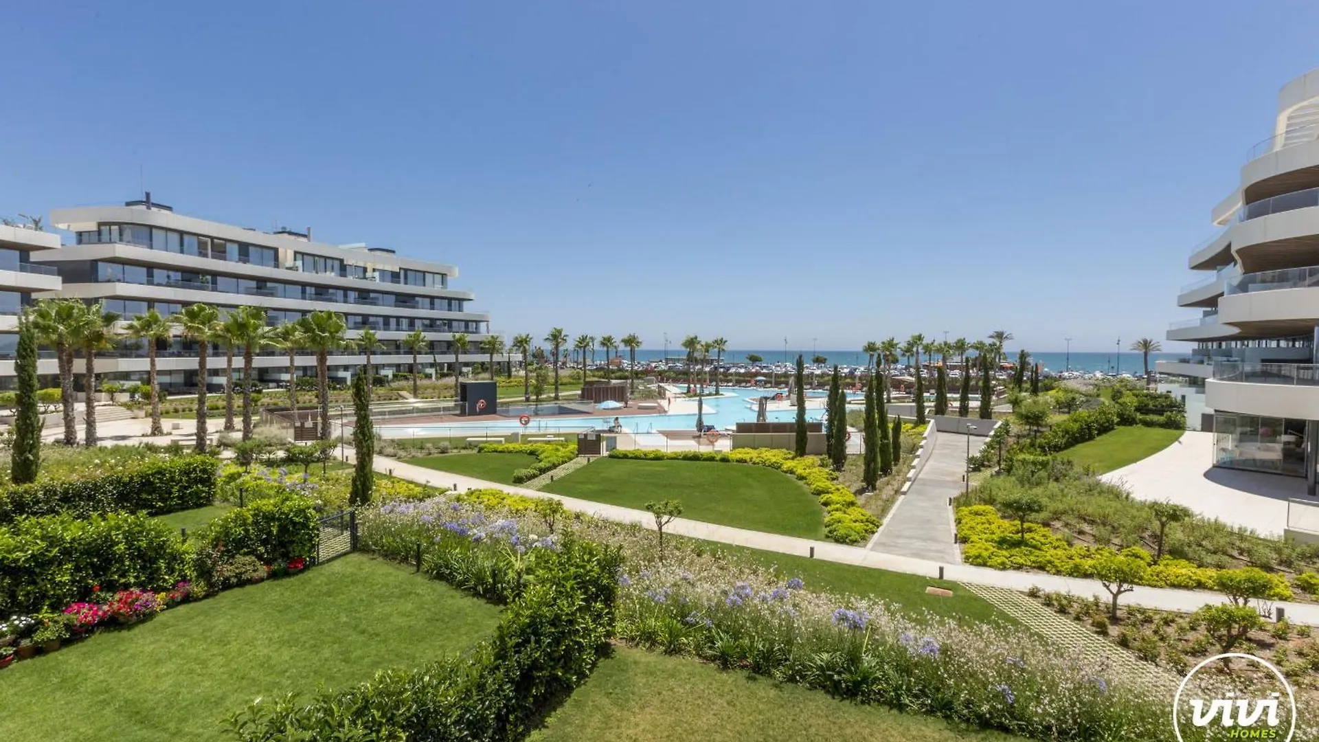 Apartment Vivi Homes - Mali Pool, Jacuzzi, Garden, Gym & Sea View Torremolinos