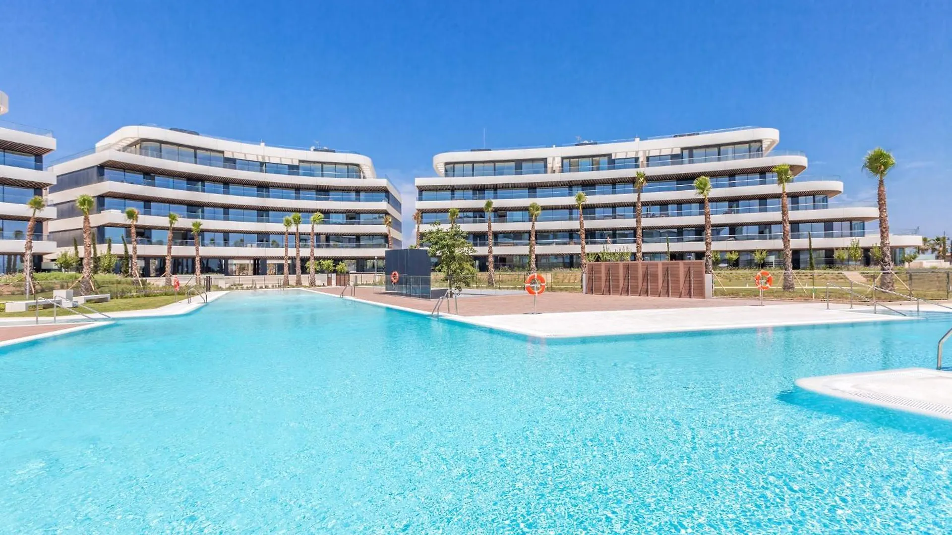 Vivi Homes - Mali Pool, Jacuzzi, Garden, Gym & Sea View contacts